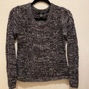 CABLE KNIT SWEATER  EUC
